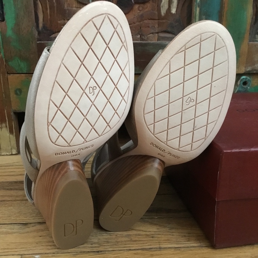 NIB Donald Pliner Jenkins heeled sandals - Picture 12 of 15